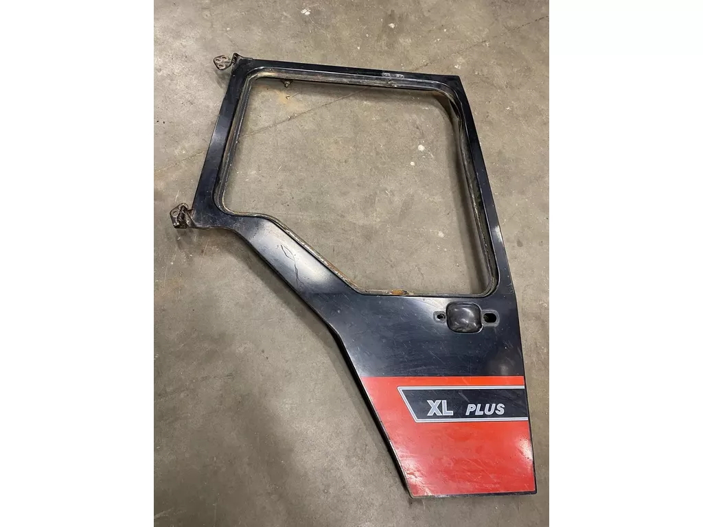 Case IH rechter XL cabine deur met schade en beginnende roest