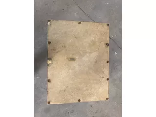 International bekleding stuk voor XL cabine hemelbekleding oud type, plat inliggend dakluik