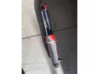 International extra hulphefcilinder 1455XL, diameter 70mm, vrij nette staat, CNH nr: 3226664R91