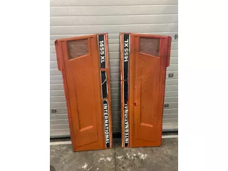 International set nette zijpanelen van IHC 1255XL of 1455XL
