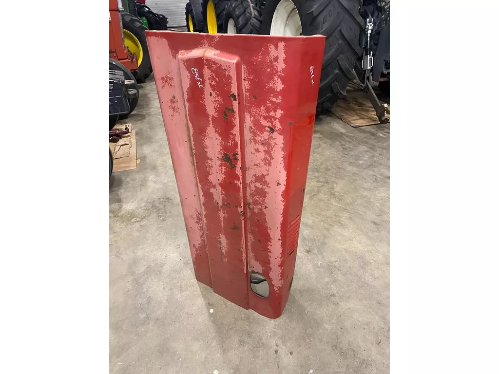 Case IH redelijke nette motorkap van een 856XL, hier en daar een plekje
