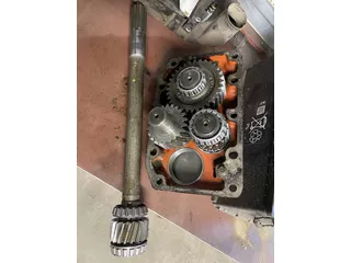 International aftakas delen, 540/1000 toeren stomp 6 spine, schuine vertanding van een IHC 645, past op vele andere modellen