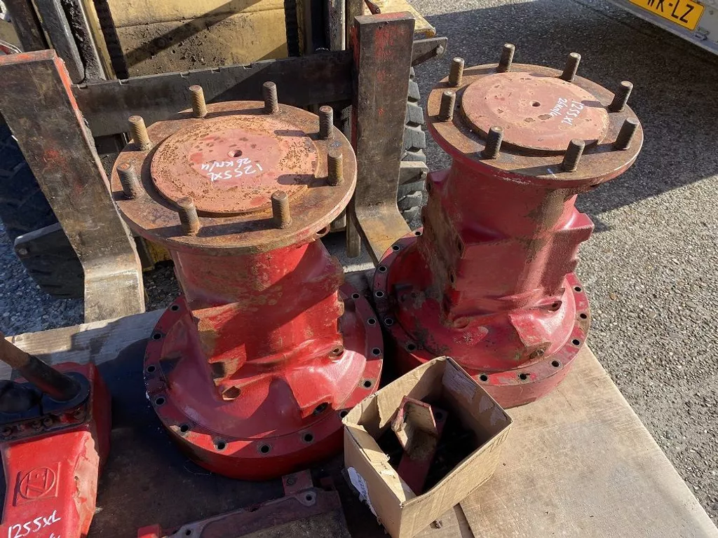 ZF eindaandrijvingen van versnellingsbak International 1255XL 26km/u