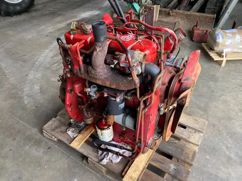 International motorblok uit een 745XL, 239DT, D239, motor (743XL, 744)