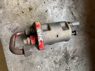 International hefventiel voor oud type hef CNH nr: 3404234R91