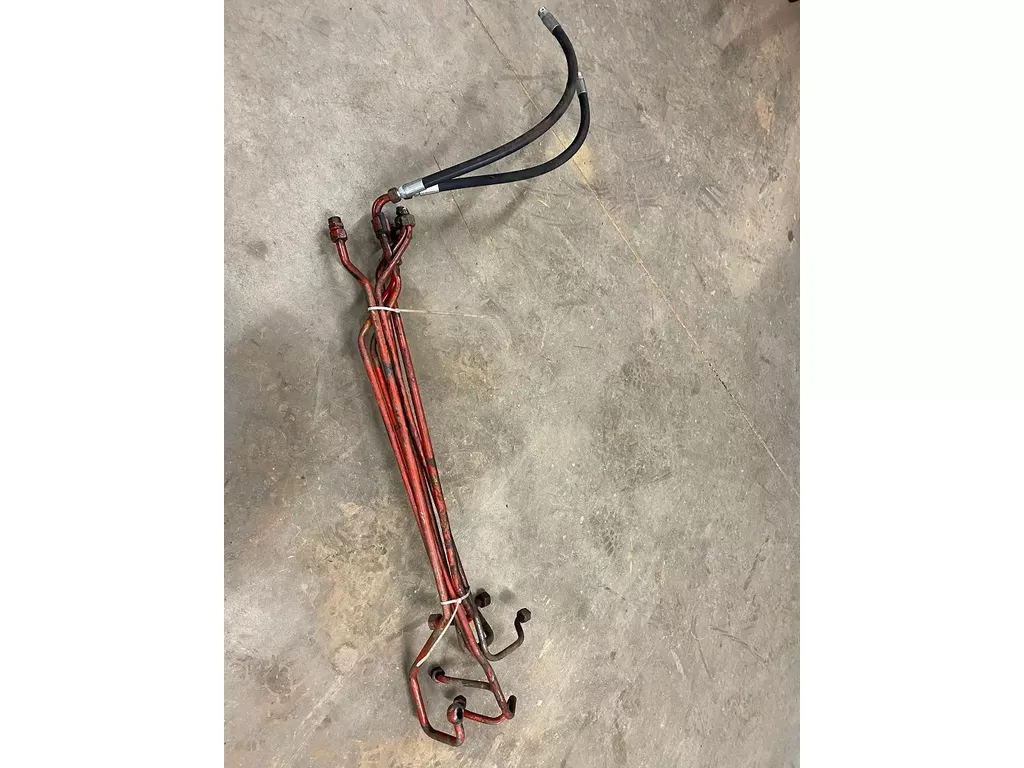 International leidingen afkomstig van hydraulische besturing van een 844-SB (844S, 844-S)