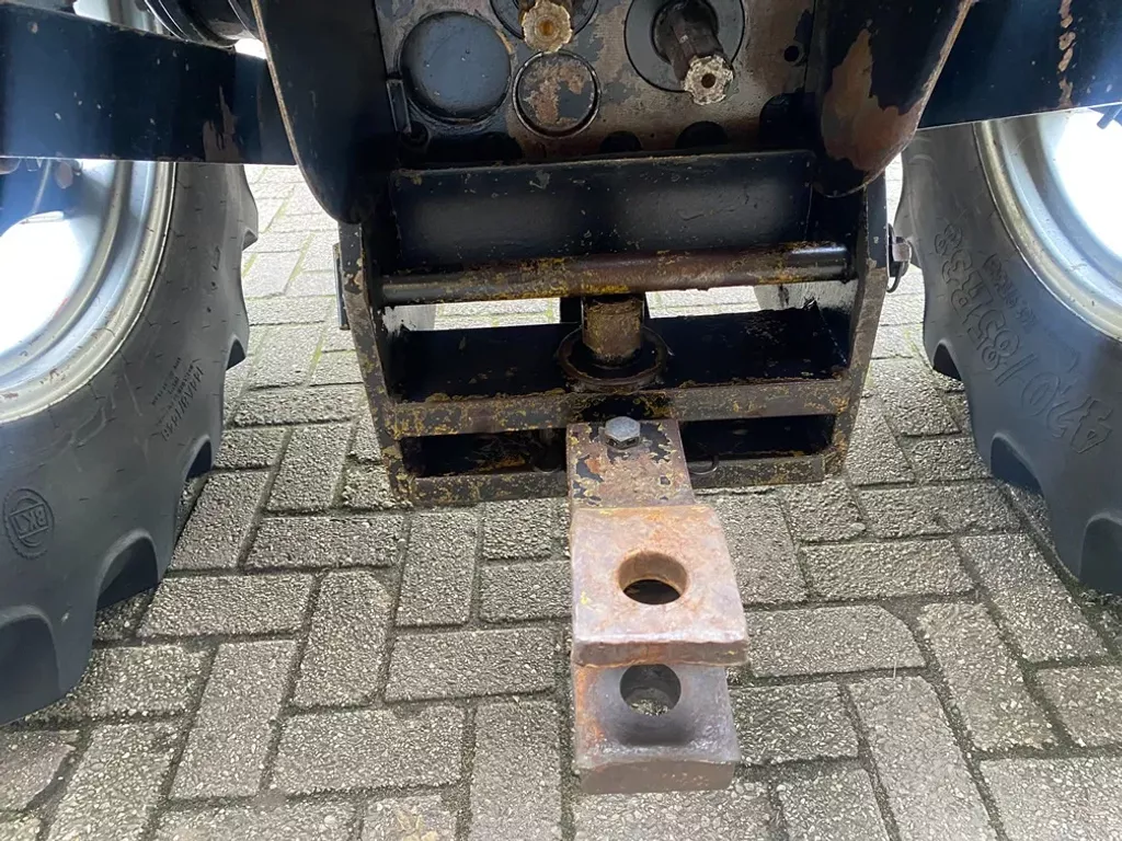 Case IH kipperknobbel en ondertrekhaak/onderlat met bevestiging 644 t/m 1056XL