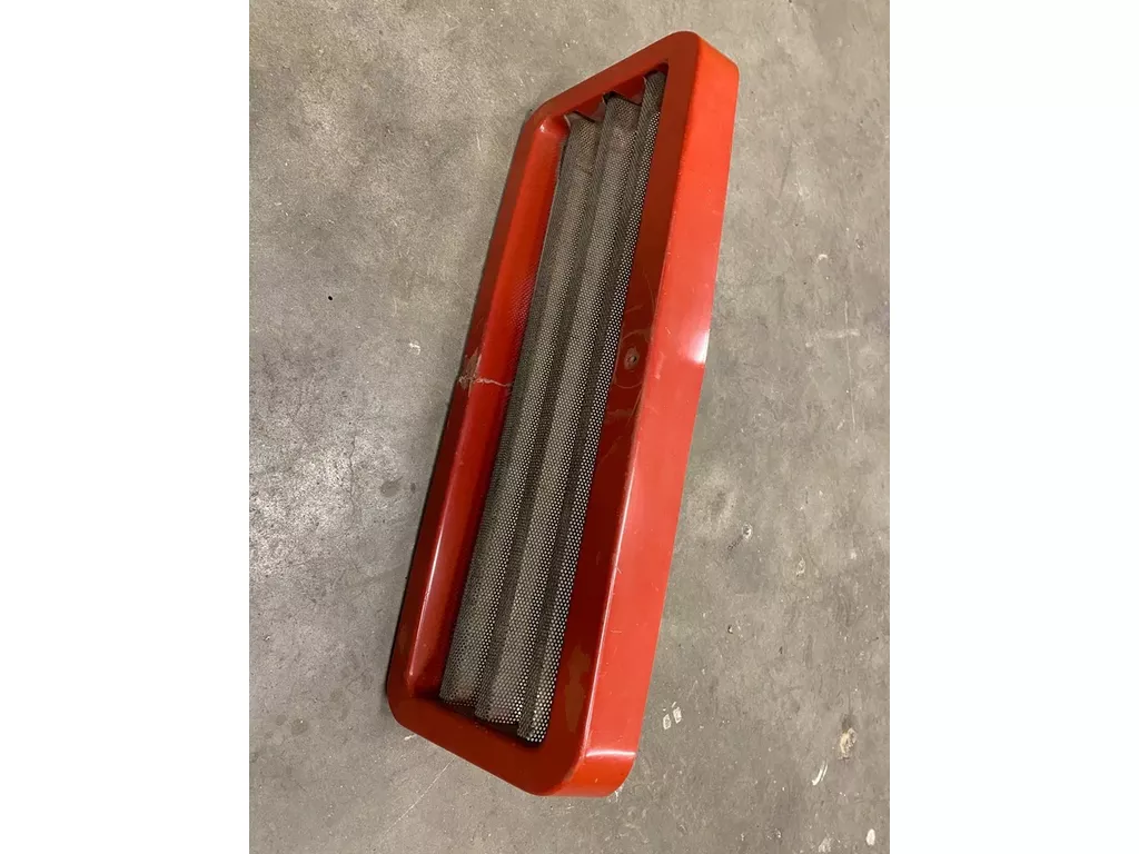 Case IH frontgrille van 745XL t/m 1056XL met wat schade