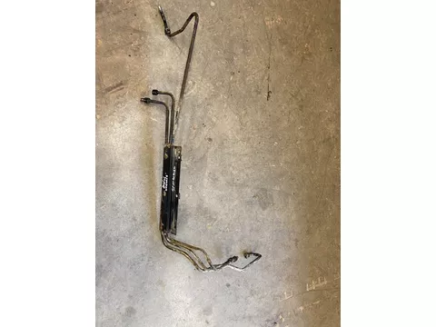 Case IH leidingen voor sens-o-draulic hefbediening op spatbord