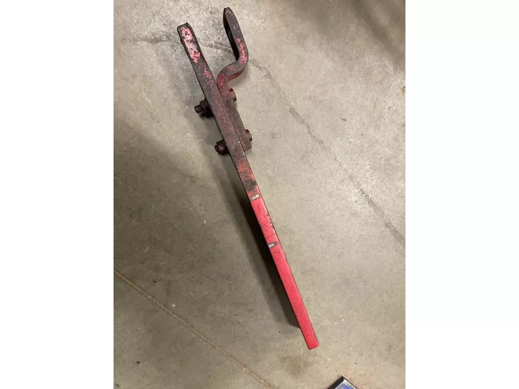 International originele ondertrekhaak, treklat, zwaaihaak van 1255XL of 1455XL