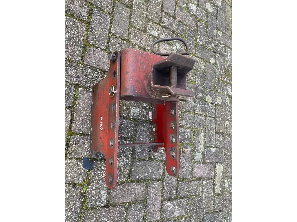 International eenvoudig trekhaakframe, trekhaak, boventrekhaak passend van 644 t/m 1056XL (744, 844, 745XL, 845XL, 856XL, 956XL, 955XL, 1055XL, 743XL)