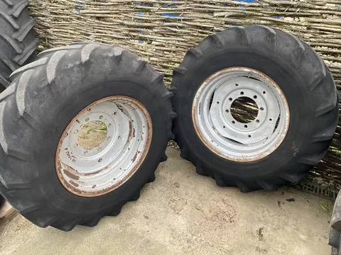 Case IH 12w x 26 originele vaste velg van 956XL / 1056XL met 40km/u bak