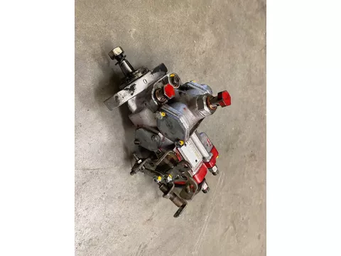 International Bosch brandstofpomp VA van een 845XL