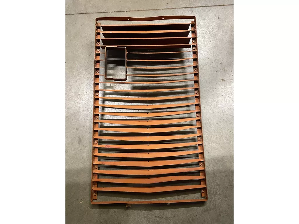 International lamellen rooster van motorkap 1255XL of 1455XL