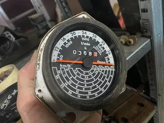 Case IH tellerklok 40km/u van een 956XL, 1056XL