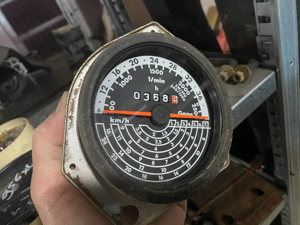 Case IH tellerklok 40km/u van een 956XL, 1056XL