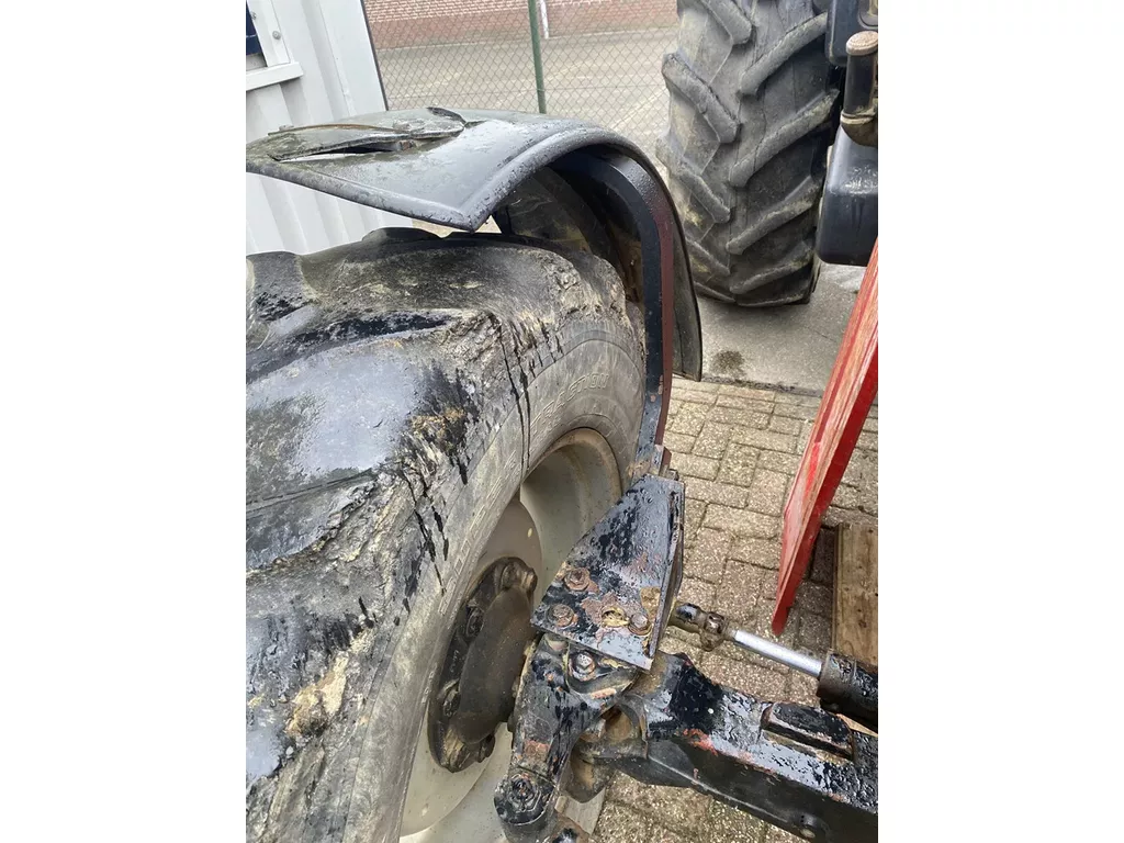 Case IH originele voorspatbord steunen, voorspatborden 1255XL en 1455XL