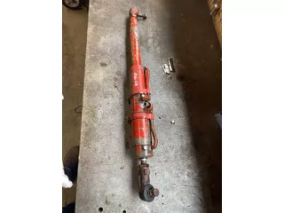 International stuurcilinder van een 844 met hydraulische besturing