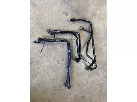 Case IH hydrauliek leidingen van dubbelwerkende ventielen 1, 2 en 3