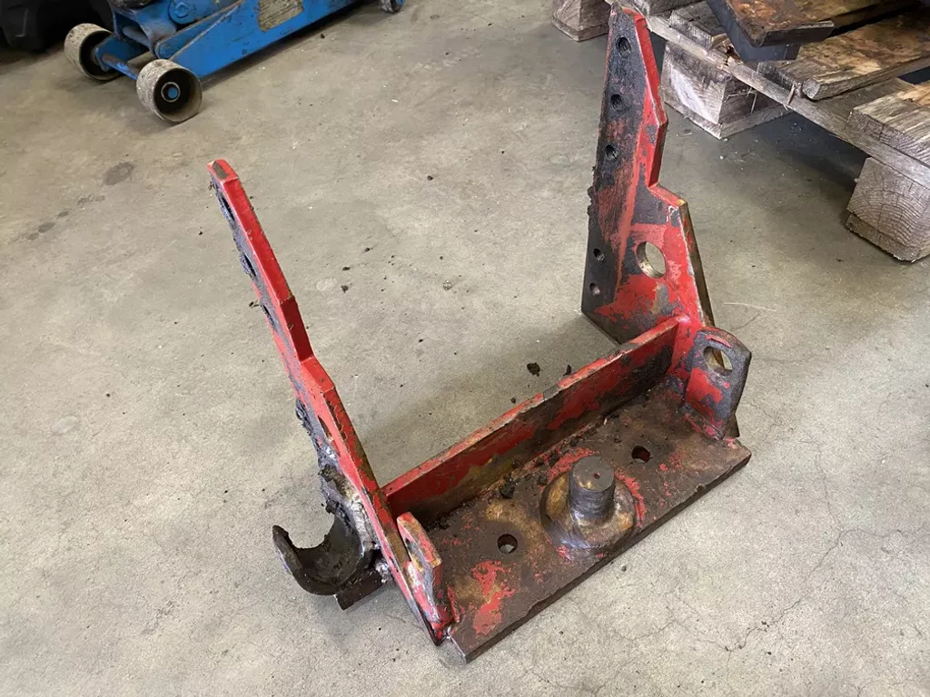 International eenvoudige kipperknobbel, trekhaak, kipperframe van een 845XL, past ook op vele andere modellen