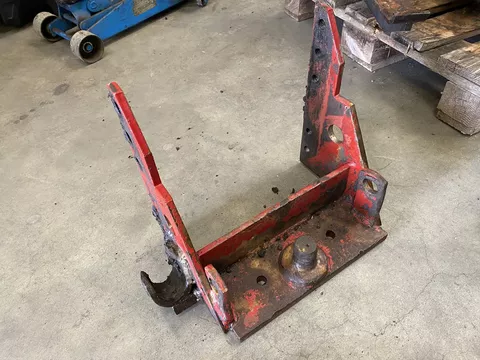 International eenvoudige kipperknobbel, trekhaak, kipperframe van een 845XL, past ook op vele andere modellen