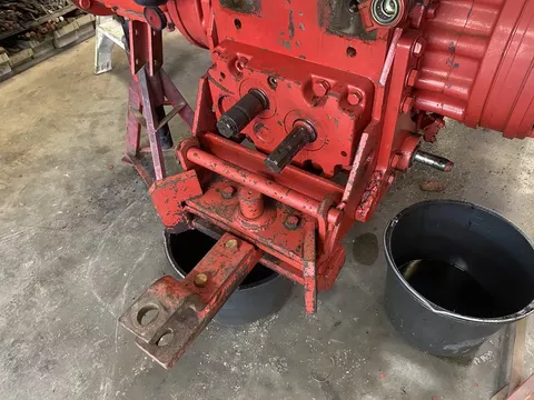 International trekhaak frame met kipperknobbel en onderlat van een 845XL, past op vele modellen 644 t/m 1056XL