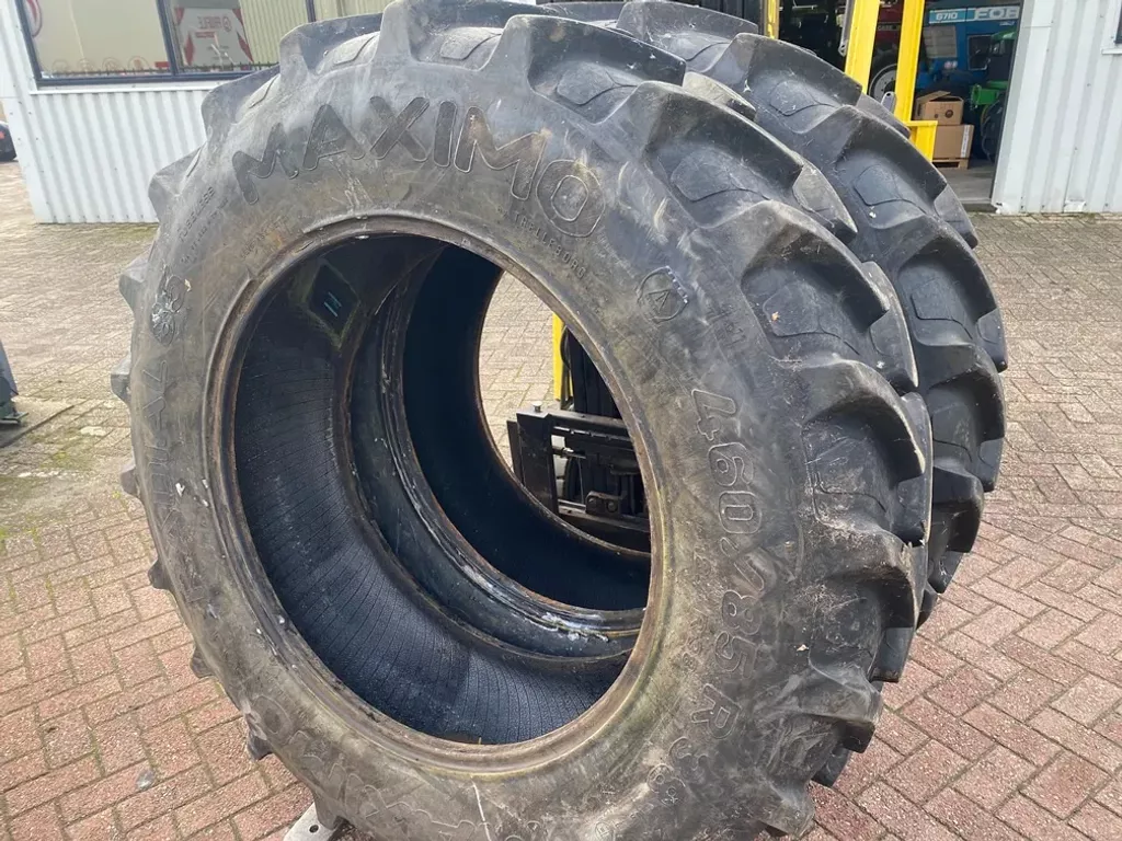 Trelleborg banden, merk Maximo (onderdeel van Trelleborg) 18.4R38, 460/85R38, 2 stuks, 18.4-38