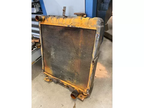 International radiateur van een 956XL, onderdeel nr: 3399812r1