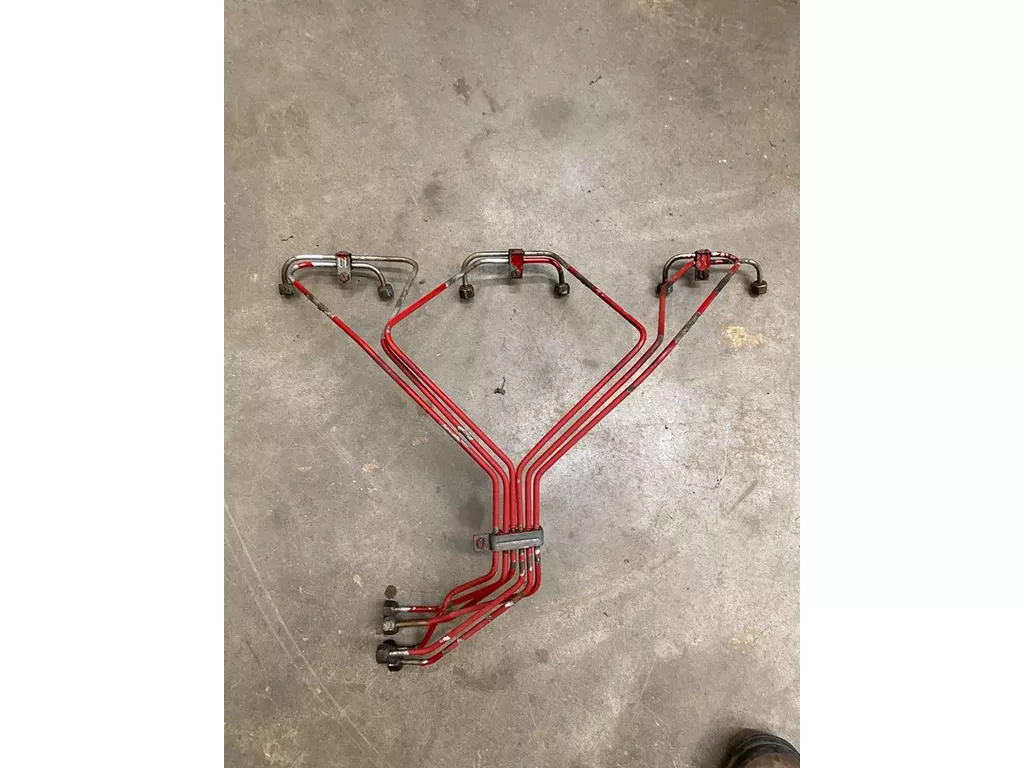 International set vestuiverleidingen 6 cilinder IHC motoren